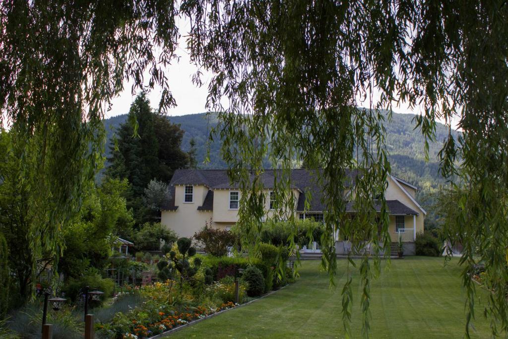 Genelle House B&B Guest House Kültér fotó